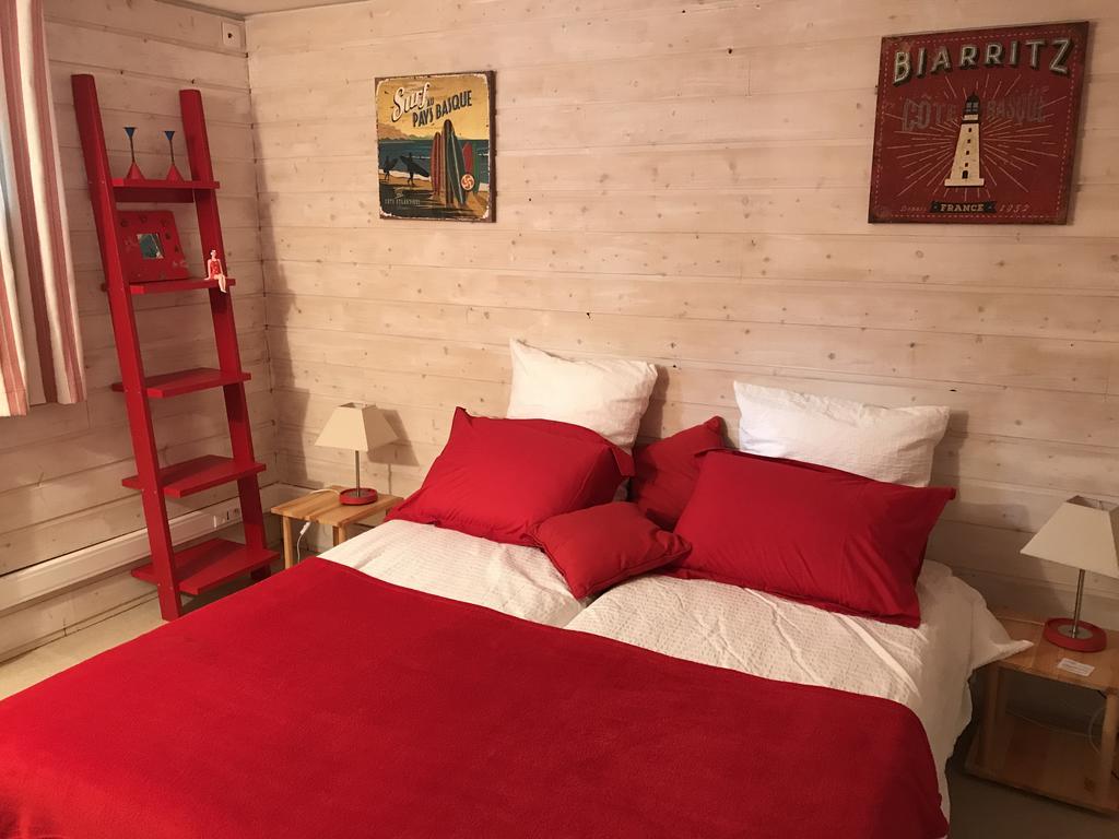 Bed and Breakfast Chez Phil Et Dom Биарриц Экстерьер фото